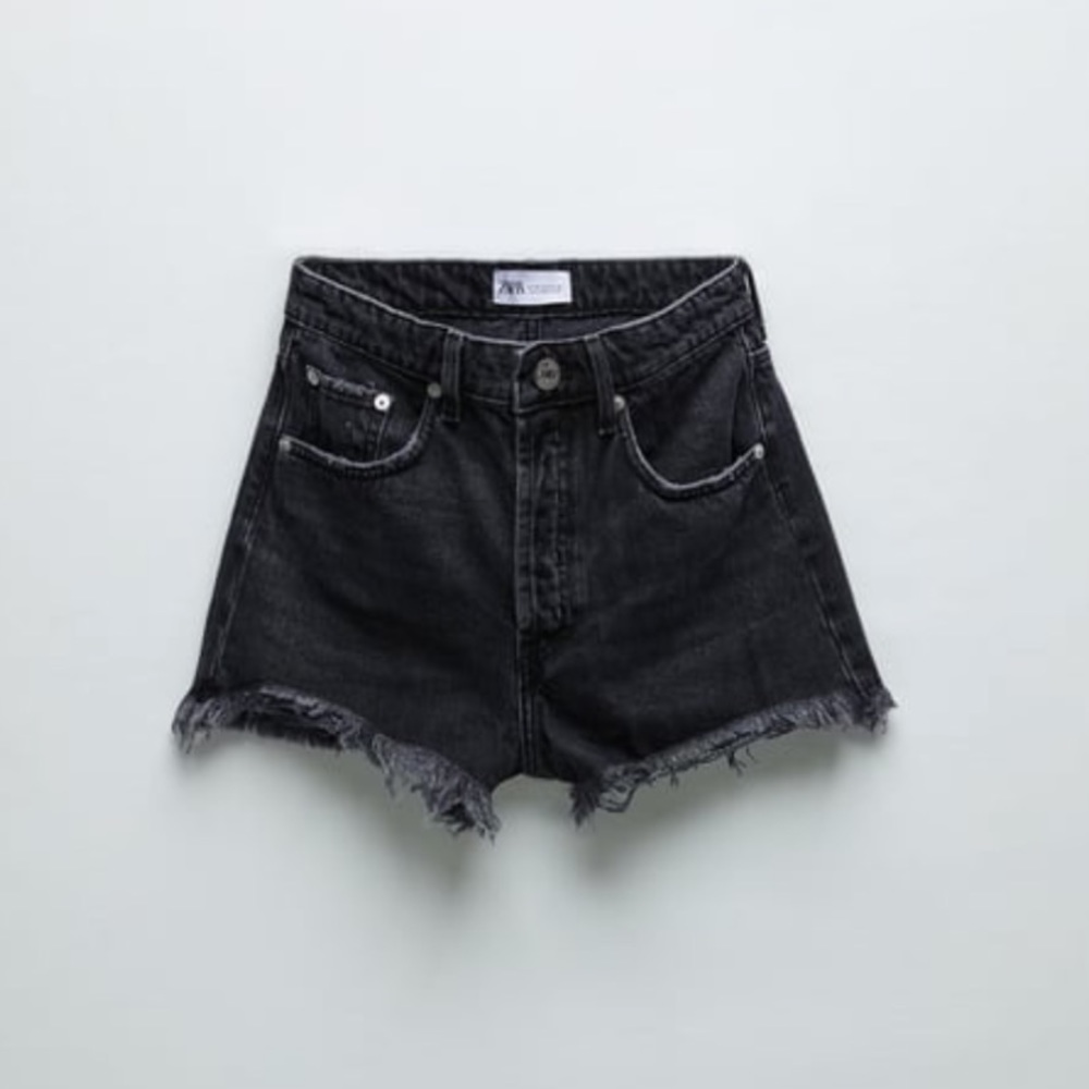 Zara Black FRAYED HI RISE DENIM SHORTS